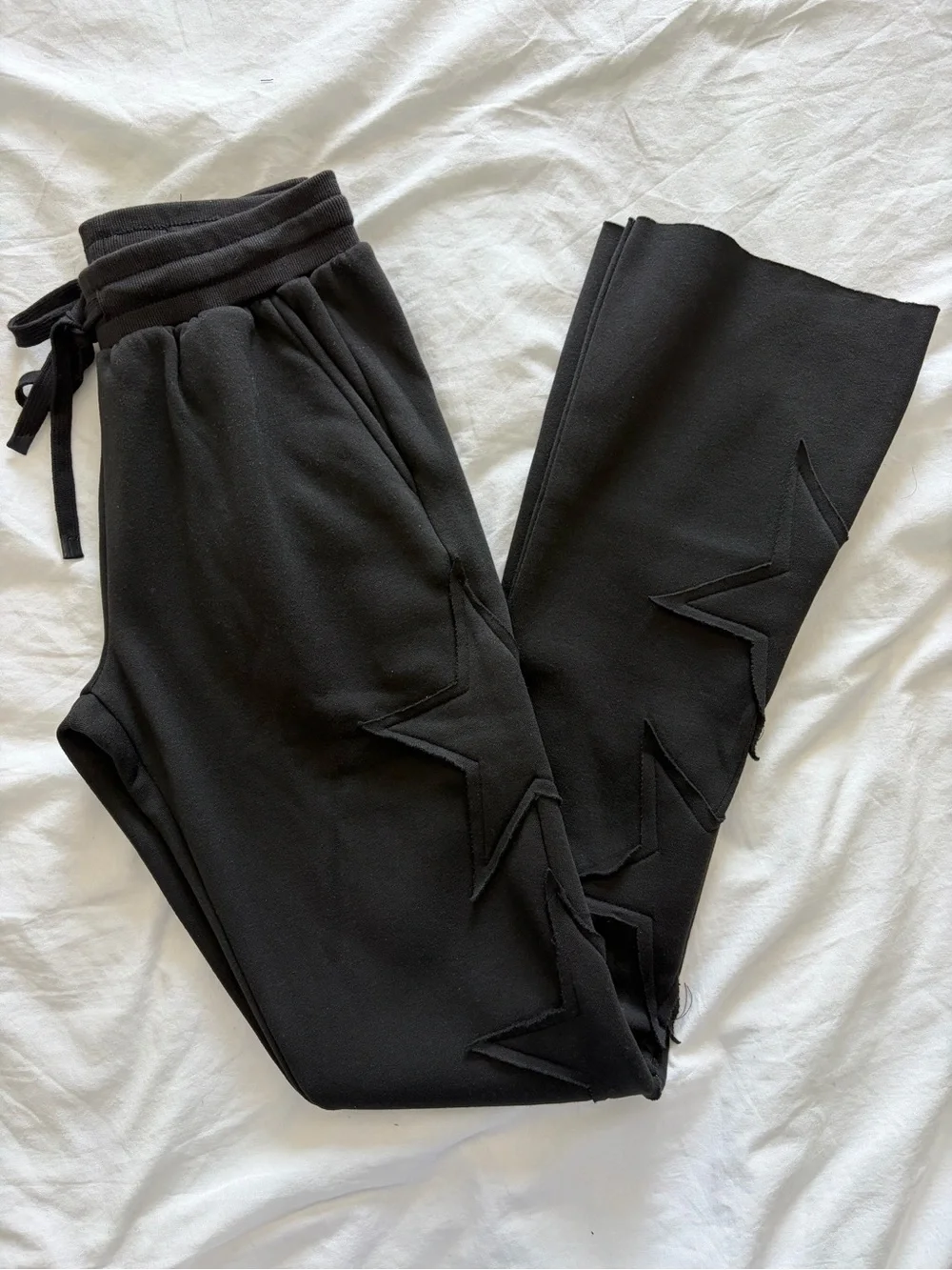 Rockstar Original Women’s Sinayah Black Stacked Star Track Pants Medium NWT - Picture 1 of 14